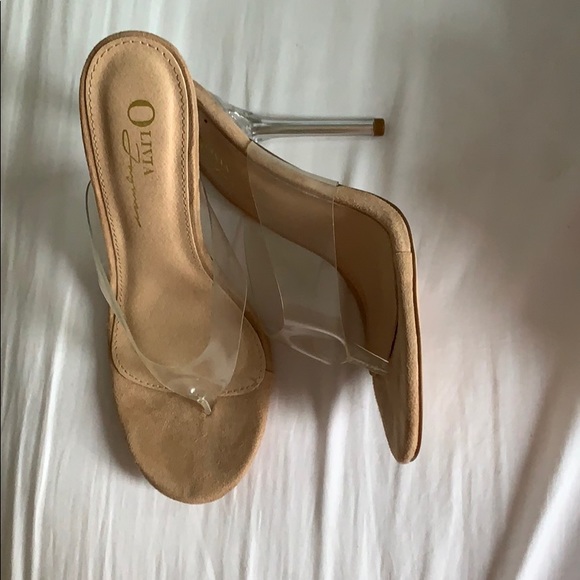 Heels - Picture 1 of 1